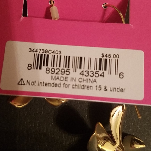 Betsey Johnson orchid blue dangle earrings - Picture 3 of 4